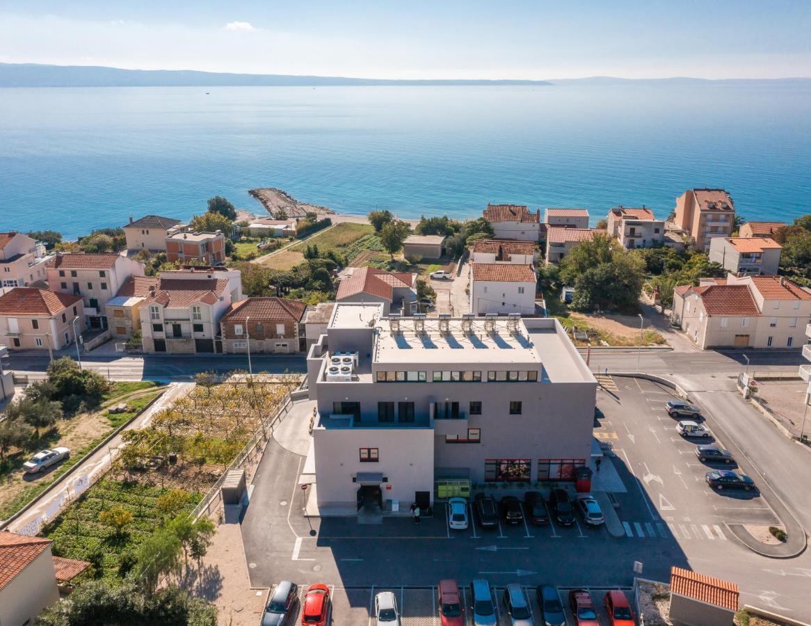 Mintos Luxury Resort Podstrana Exterior foto